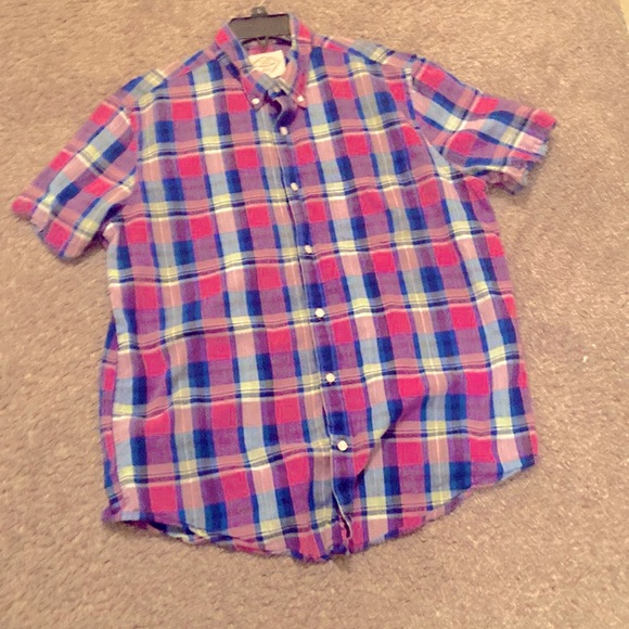 This is a saint johns, Bay quality, menswear, formal dress shirt - Picture 1 of 12